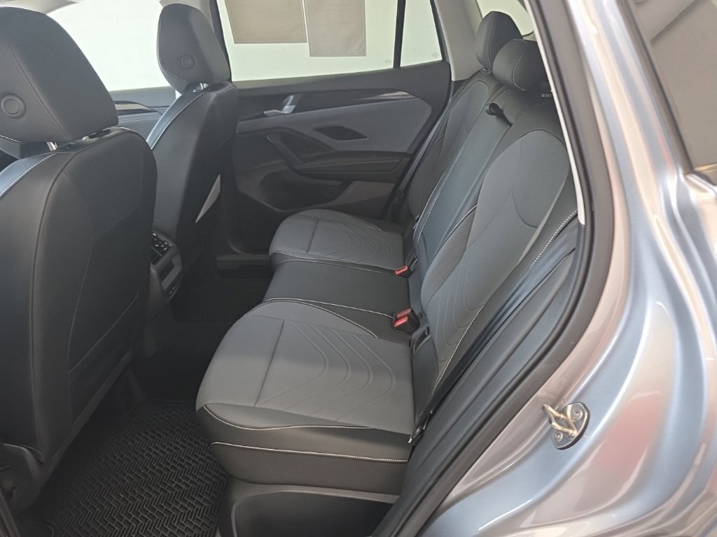 New 2026 Volkswagen Tiguan SE AWD/4WD image 21