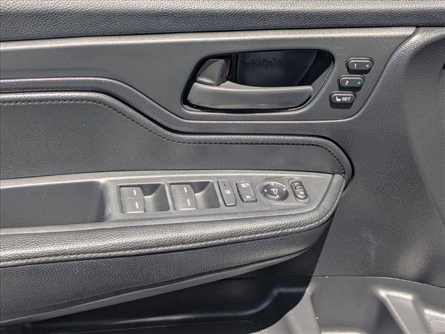 Used 2024 Honda Odyssey Sport image 13