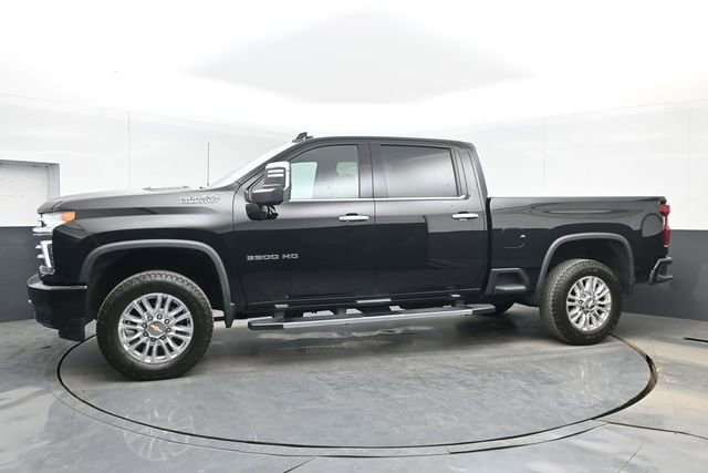 Used 2022 Chevrolet Silverado 3500 High Country w/ LPO, Hitch Package AWD/4WD image 11