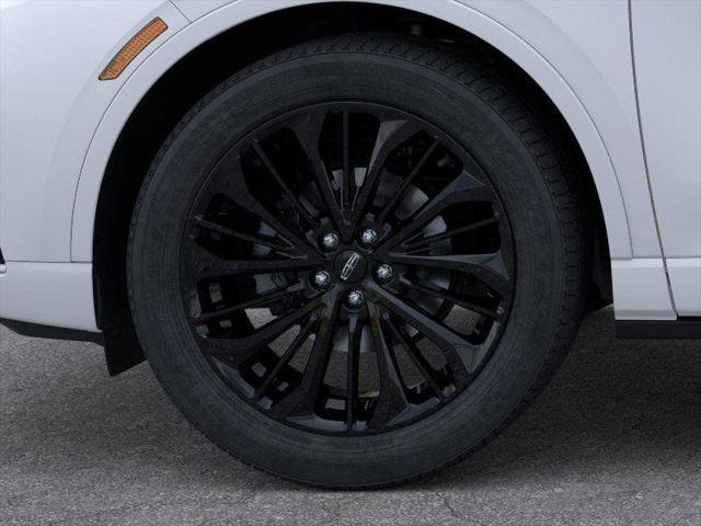 New 2025 Lincoln Corsair AWD image 19