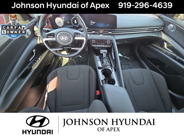 Certified 2024 Hyundai Elantra SEL w/ Convenience Package image 20