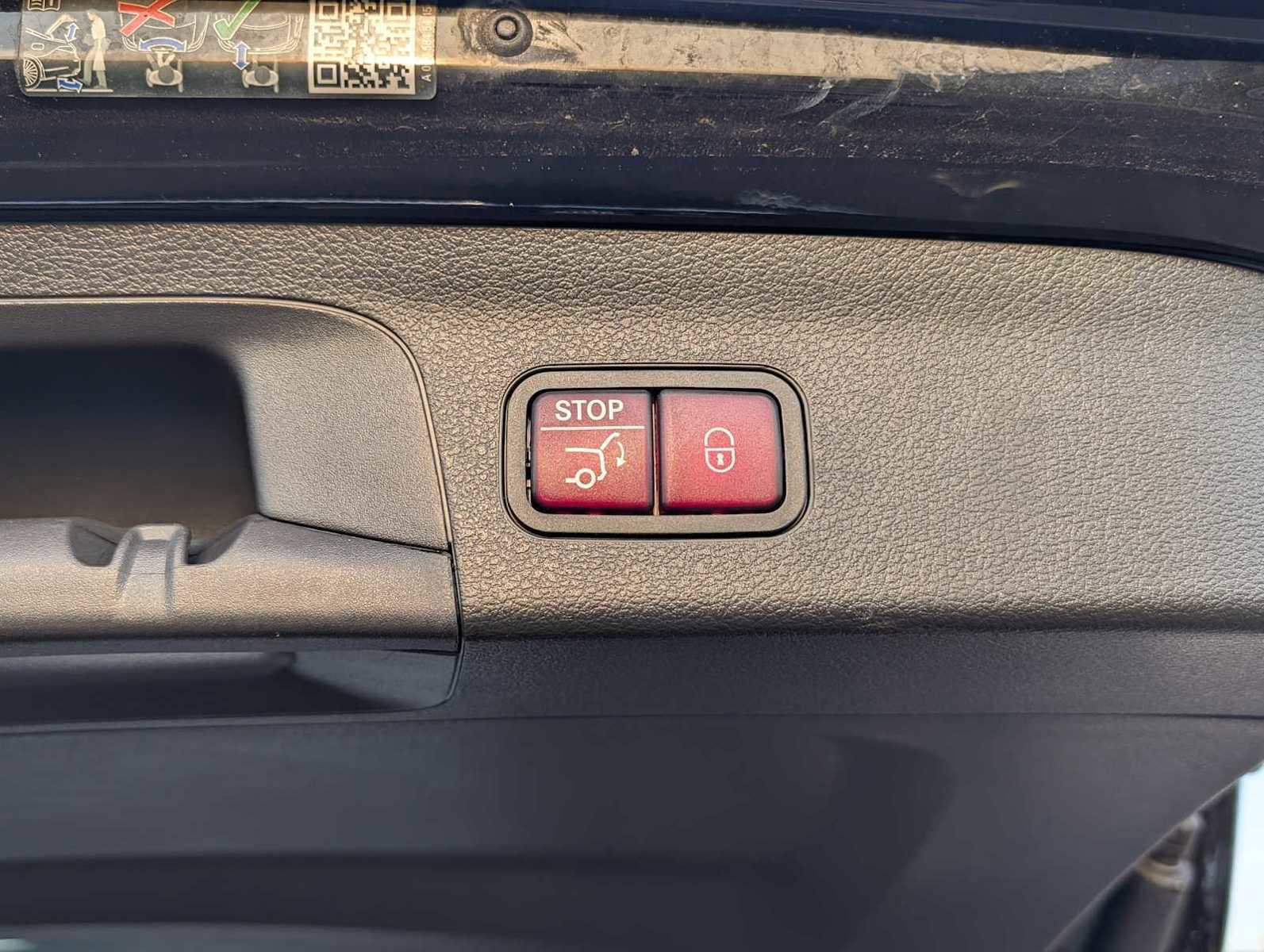 Used 2025 Mercedes-Benz GLS 450 4MATIC image 29