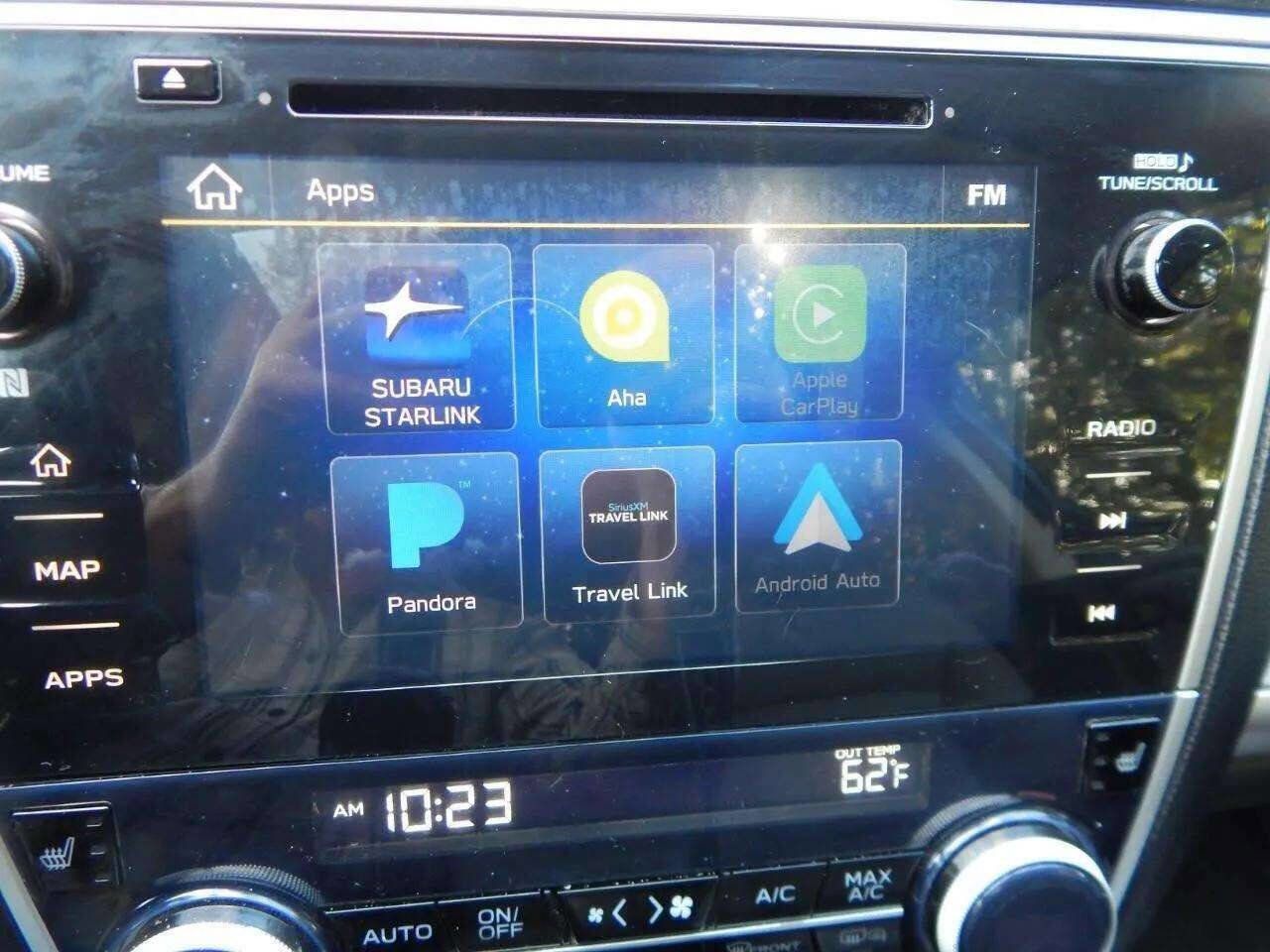 Used 2019 Subaru Outback 2.5i Premium image 24