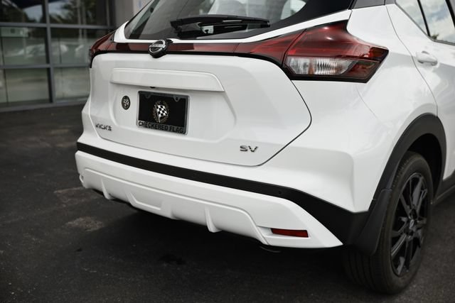 Used 2024 Nissan Kicks SV FWD image 7