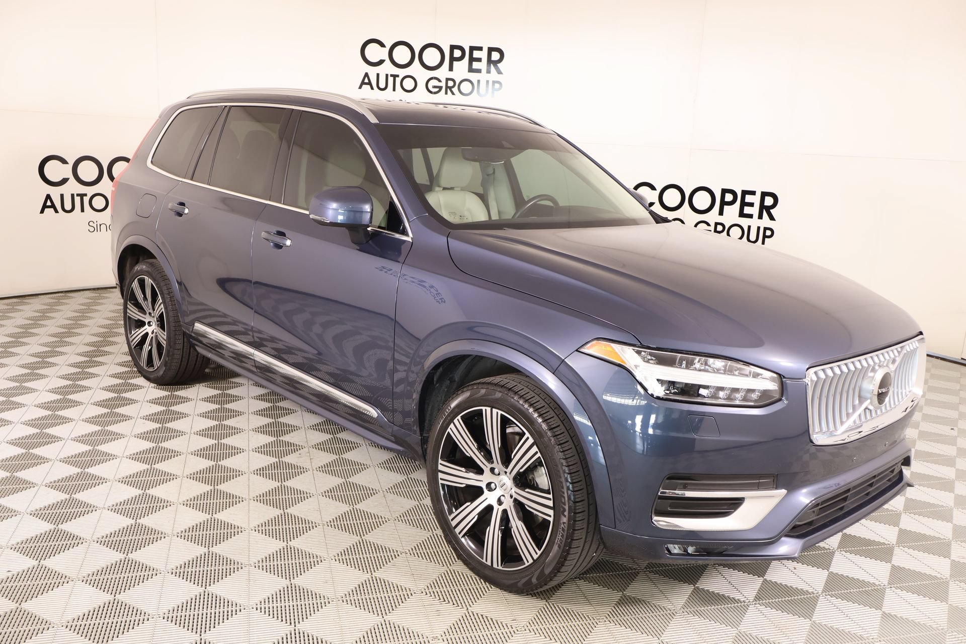 Used 2021 Volvo XC90 T6 Inscription w/ Climate Package