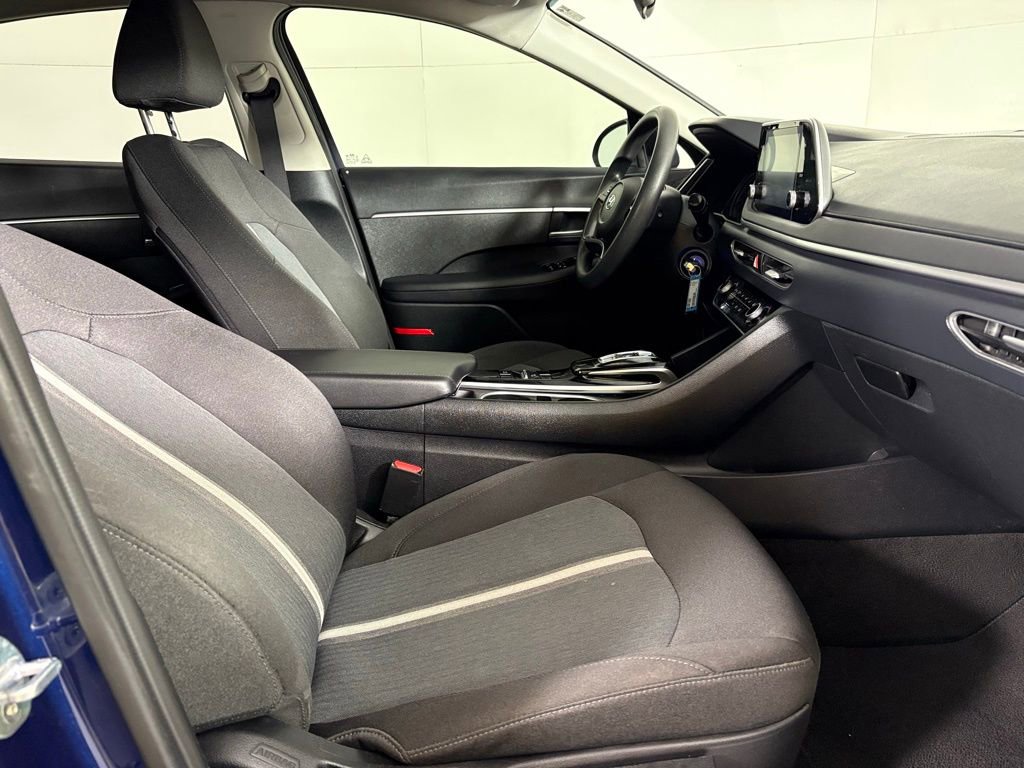 Used 2021 Hyundai Sonata SE w/ Preferred Accessory Package image 15