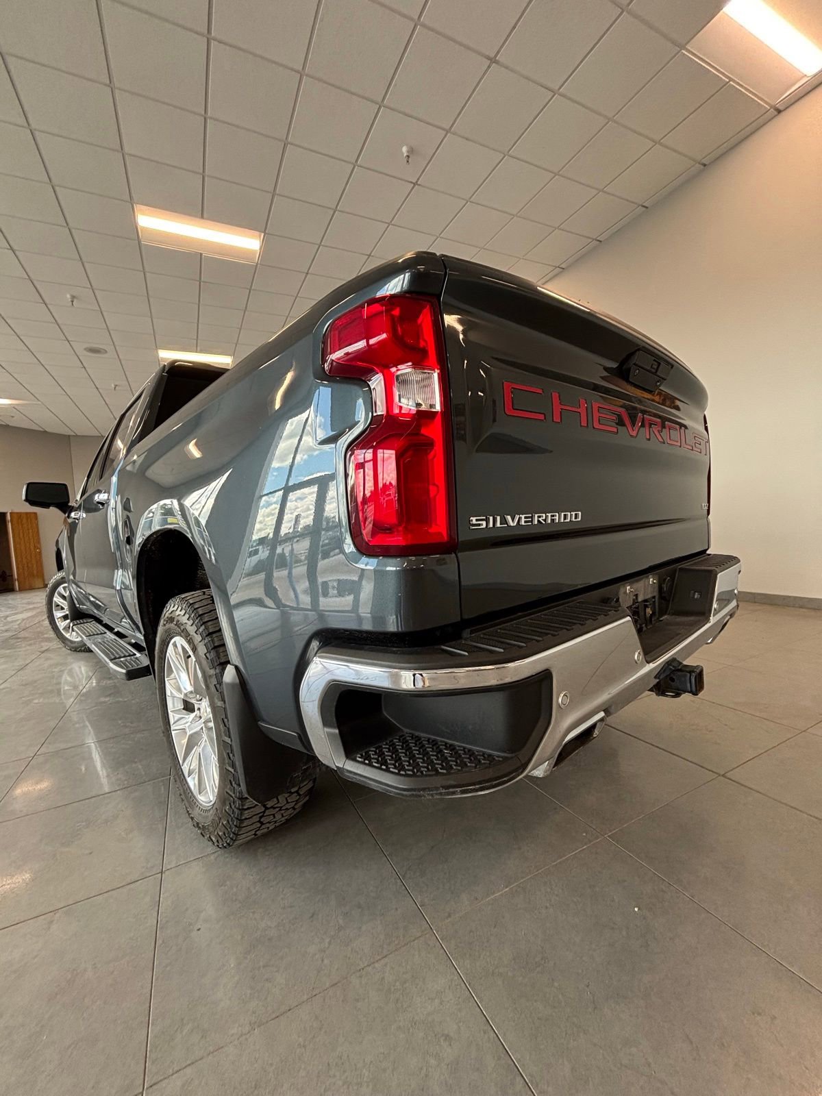 Used 2019 Chevrolet Silverado 1500 LTZ w/ LTZ Plus Package image 17