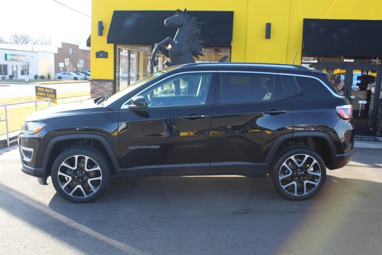 Used 2018 Jeep Compass Limited AWD/4WD image 19
