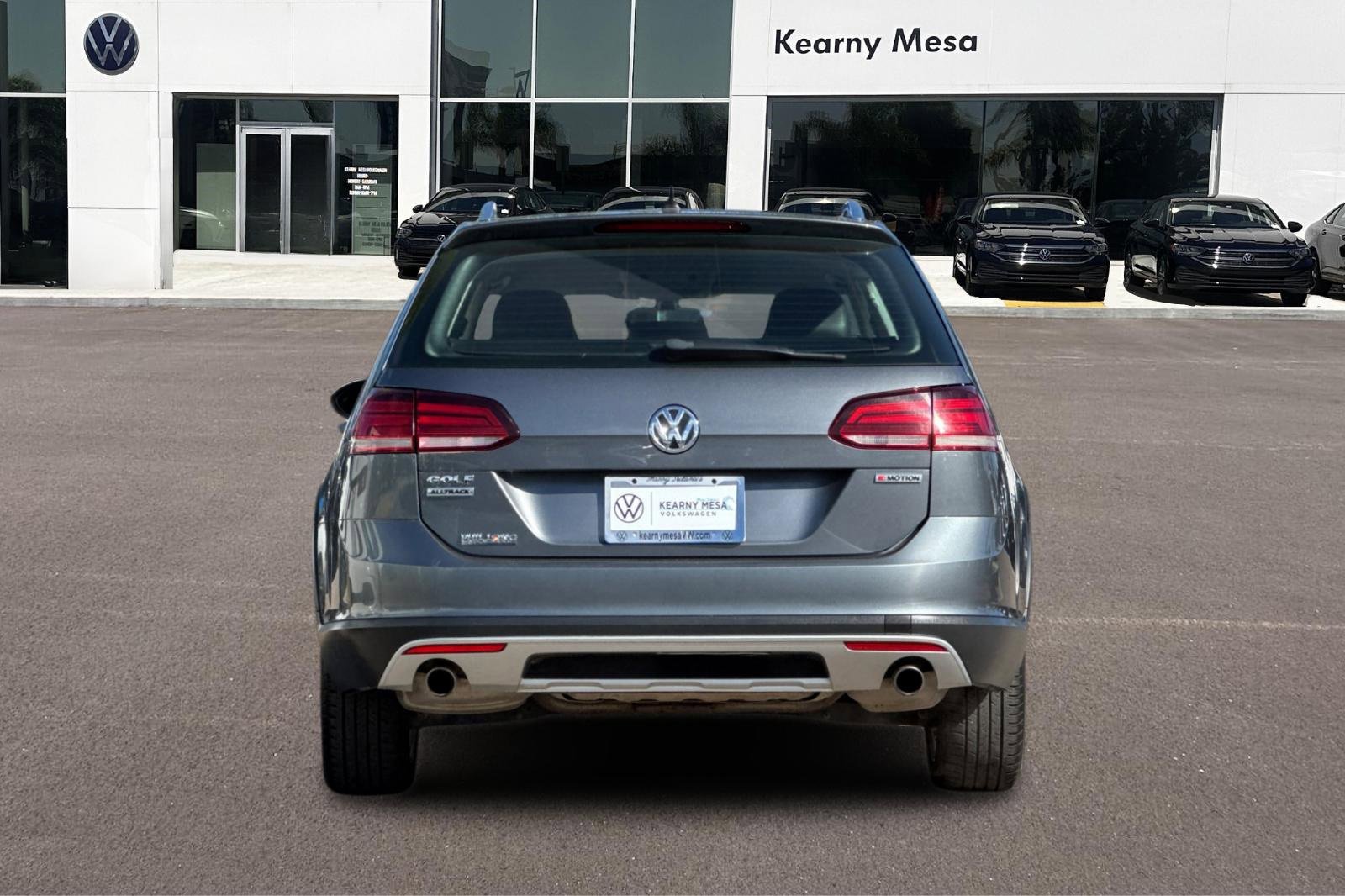 Used 2019 Volkswagen Golf Alltrack S image 5
