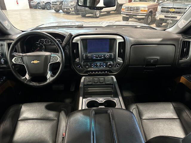 Used 2015 Chevrolet Silverado 2500 LTZ AWD/4WD image 18
