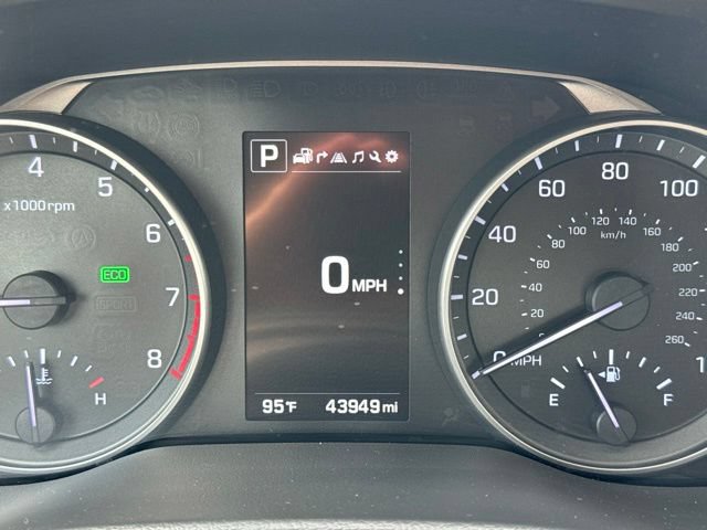 Used 2017 Hyundai Elantra Limited w/ Limited Ultimate Package 05 FWD image 28