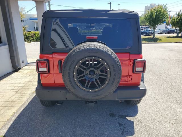 Used 2025 Jeep Wrangler Sport image 9
