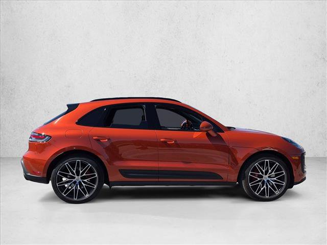Used 2023 Porsche Macan S AWD/4WD image 4