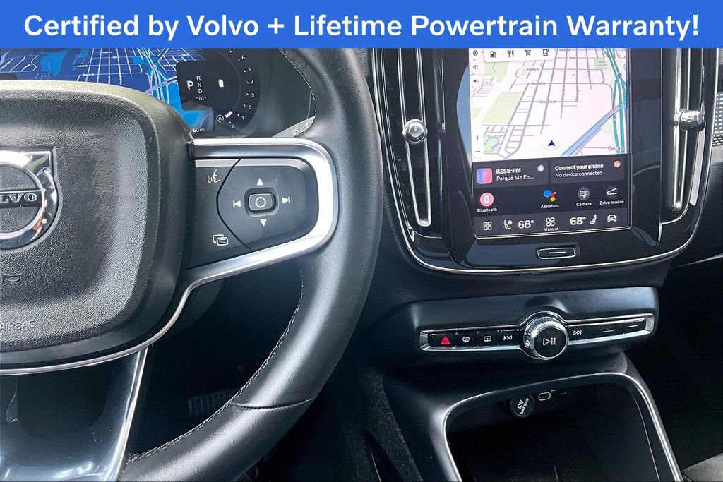Used 2025 Volvo XC40 B5 Plus AWD/4WD image 27