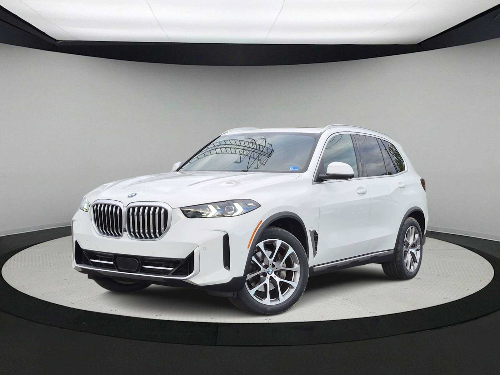 Used 2024 BMW X5 xDrive40i w/ Premium Package