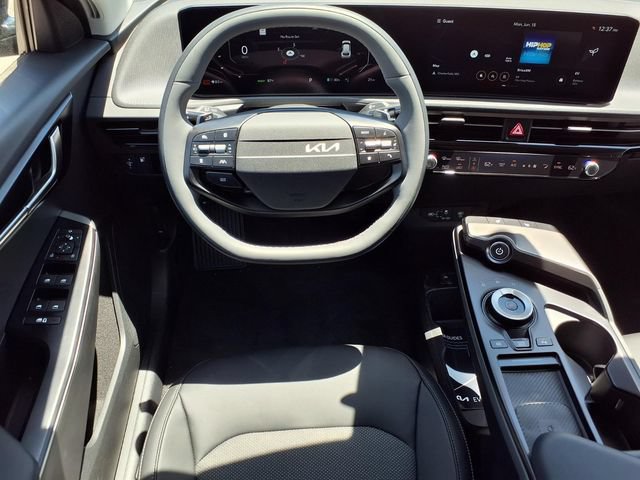 New 2026 Kia EV6 Light RWD image 2