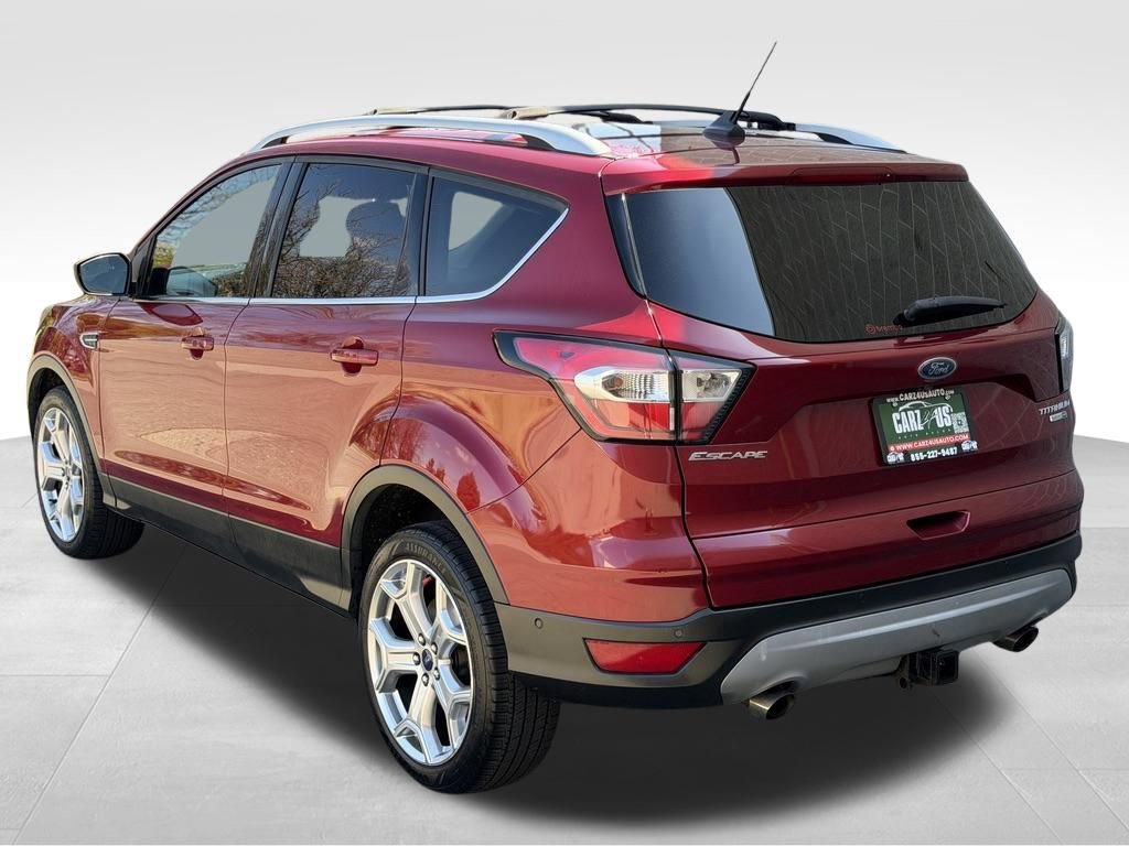 Used 2018 Ford Escape Titanium w/ Ford Safe & Smart Package image 9