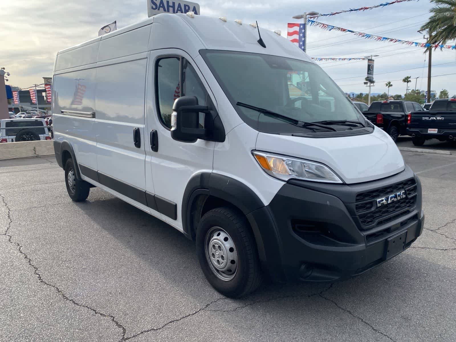 Used 2023 RAM ProMaster 2500 FWD image 4