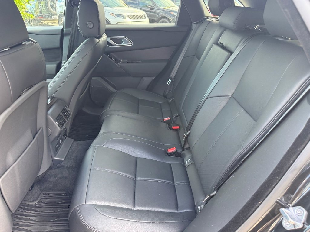 Certified 2026 Land Rover Range Rover Velar Dynamic SE AWD/4WD image 9