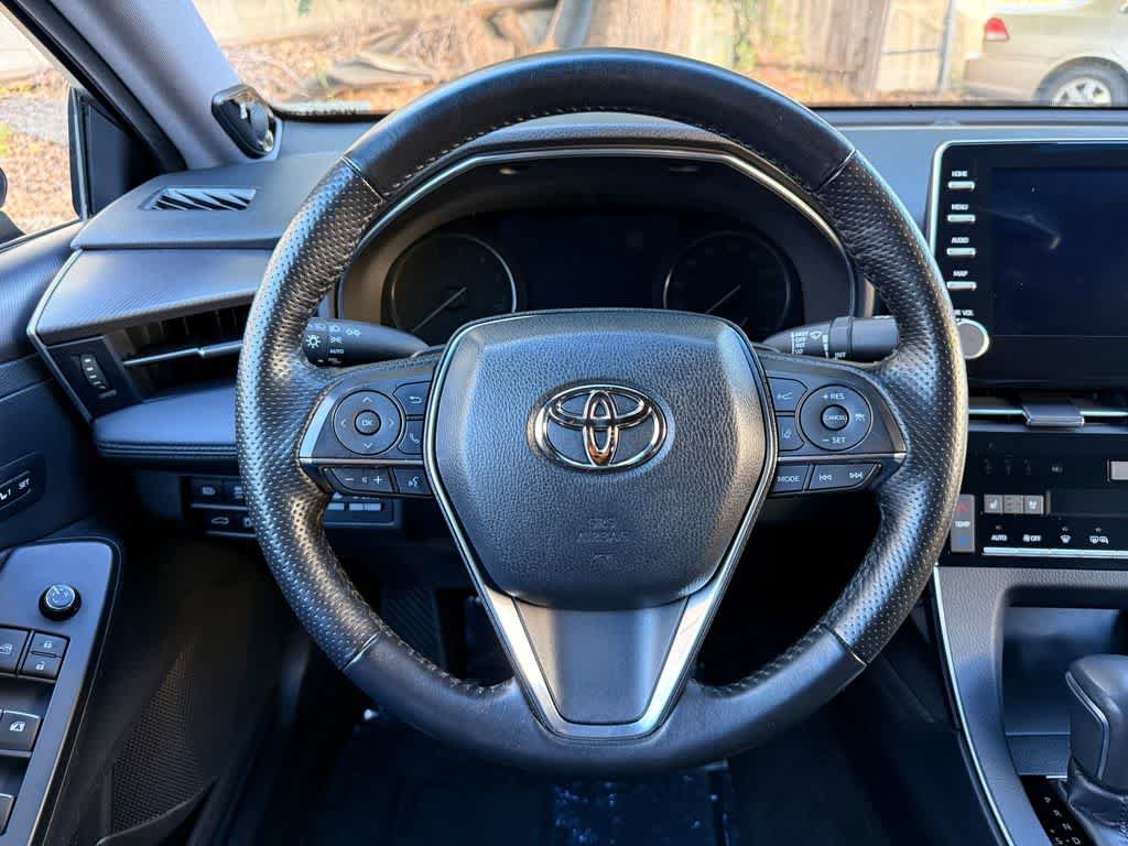 Used 2019 Toyota Avalon Touring FWD image 16