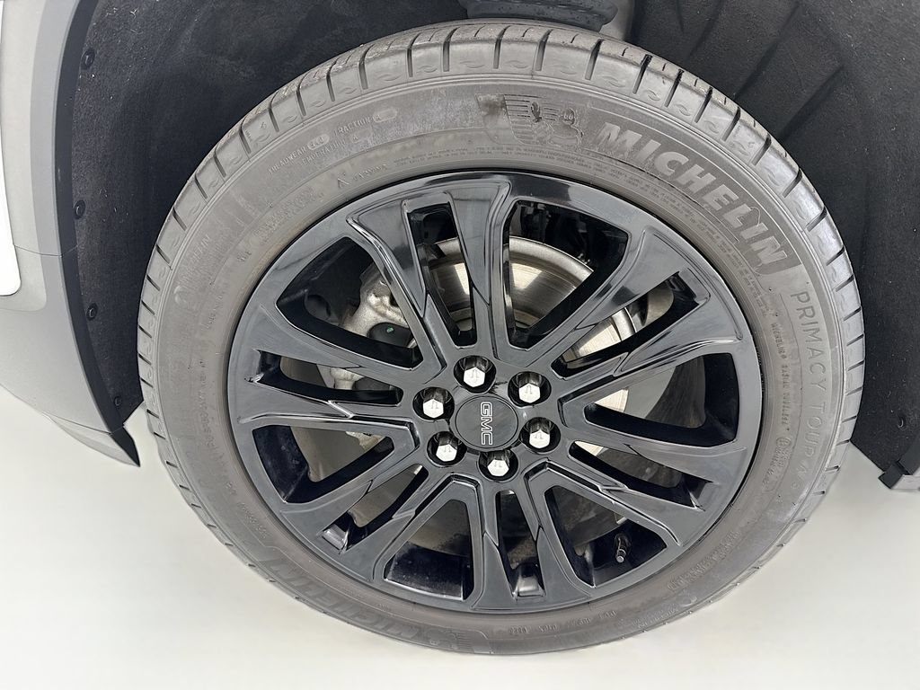 Used 2023 GMC Acadia SLE w/ Elevation Edition FWD image 29