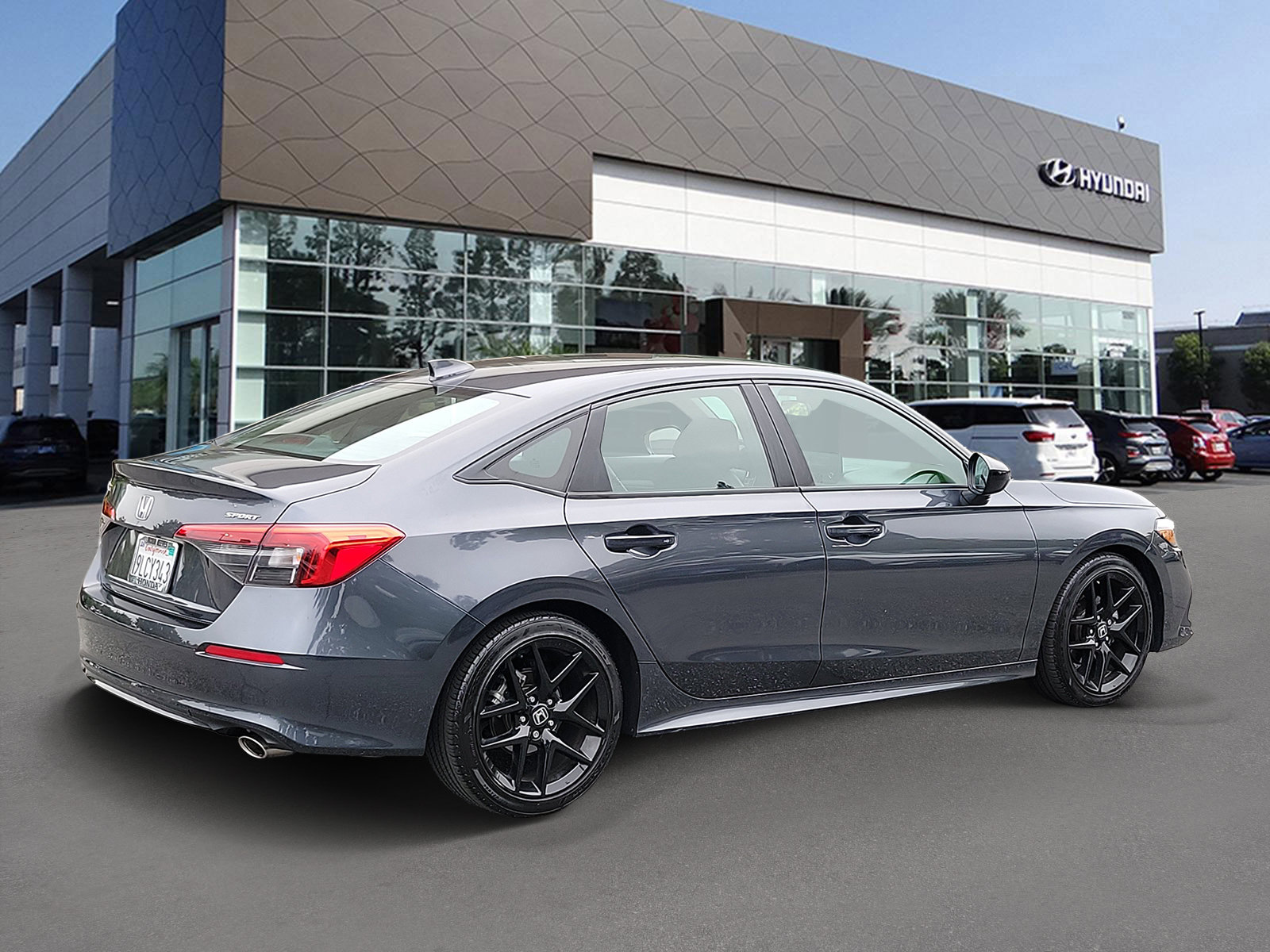 Used 2024 Honda Civic Sport image 2