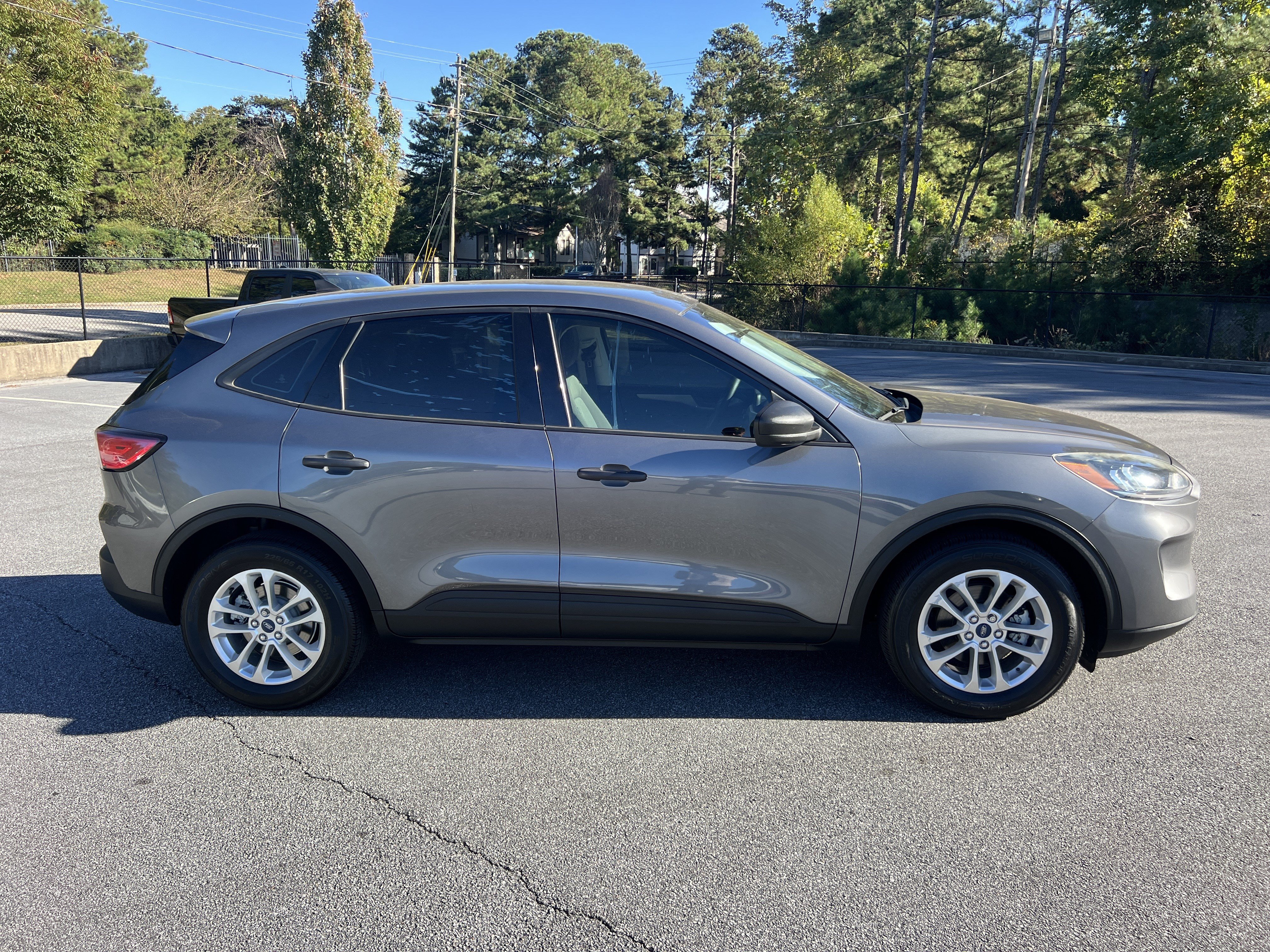 Used 2022 Ford Escape S FWD image 9