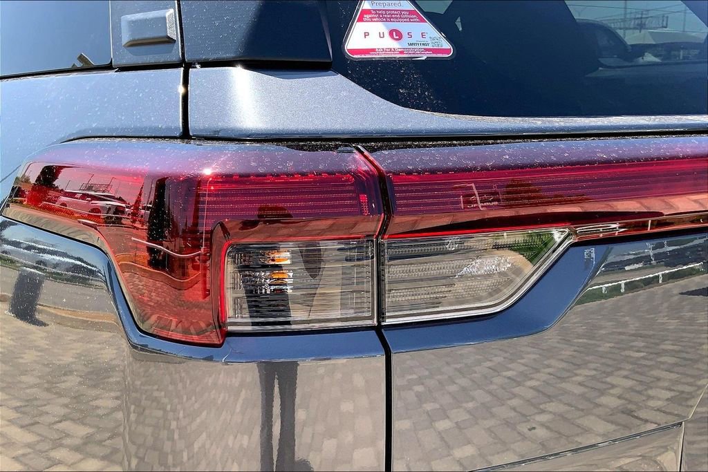Certified 2026 Subaru Outback Premium AWD/4WD image 23