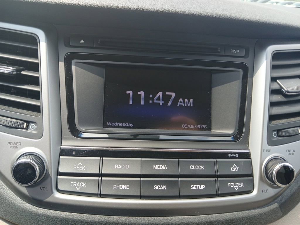 Used 2016 Hyundai Tucson SE w/ Option Group 02 FWD image 16