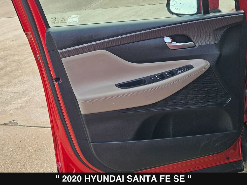 Used 2020 Hyundai Santa Fe SE FWD image 14