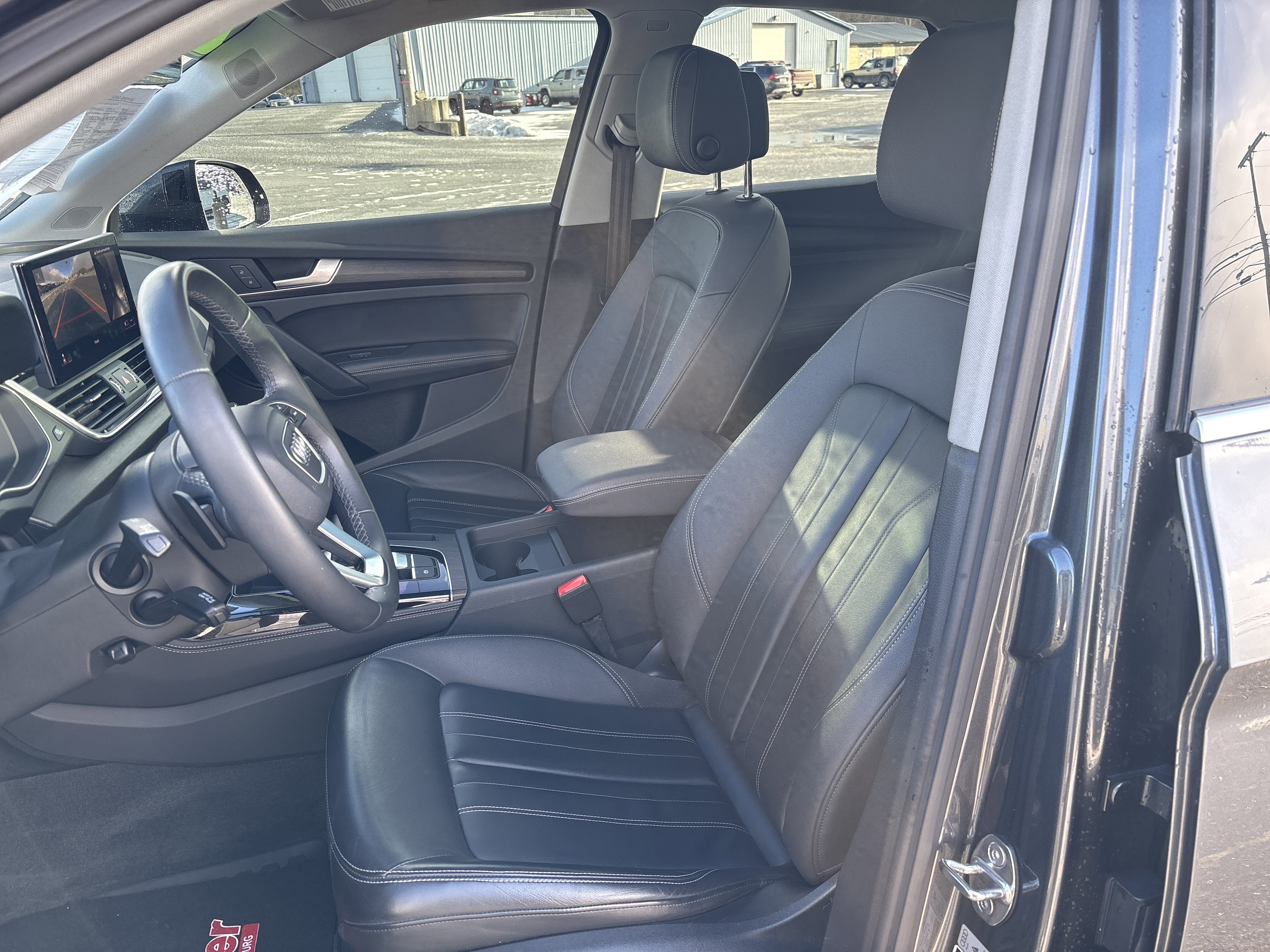 Used 2023 Audi Q5 2.0T Premium Plus w/ Premium Plus Package image 12