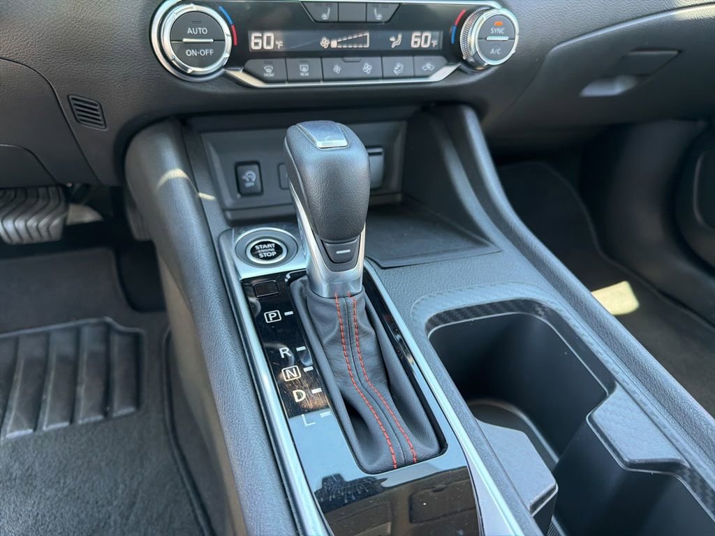 Certified 2025 Nissan Sentra SR w/ Midnight Edition FWD image 14