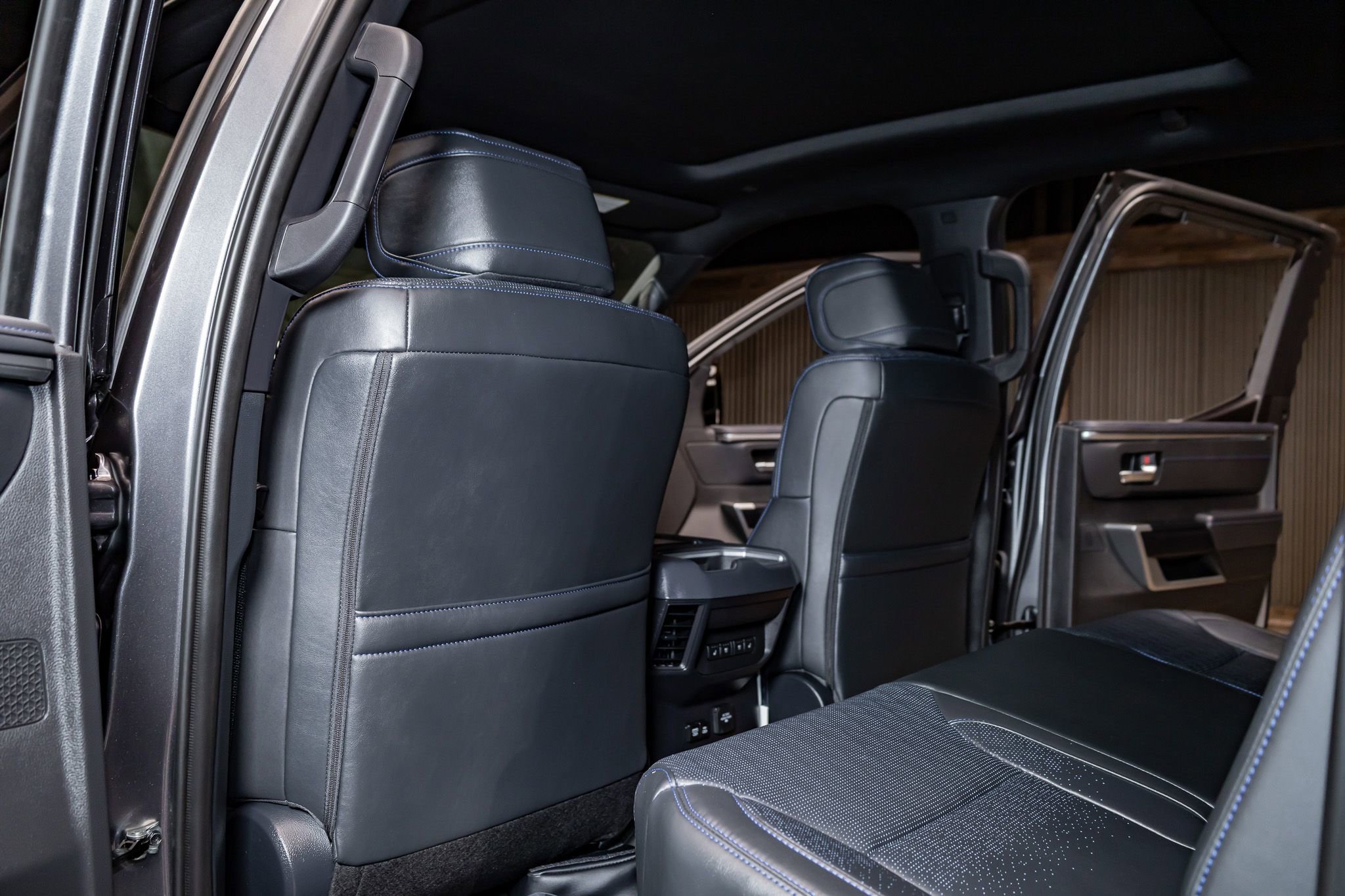 Used 2025 Toyota Tundra Platinum image 23