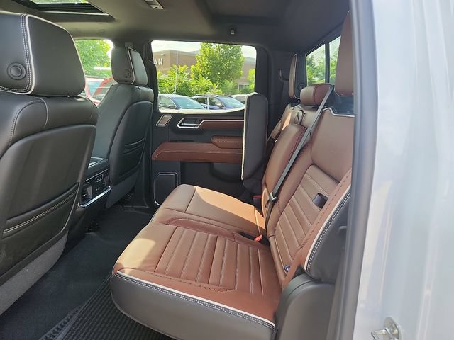 New 2026 GMC Sierra 1500 Denali Ultimate w/ LPO, Black Badging Package AWD/4WD image 6