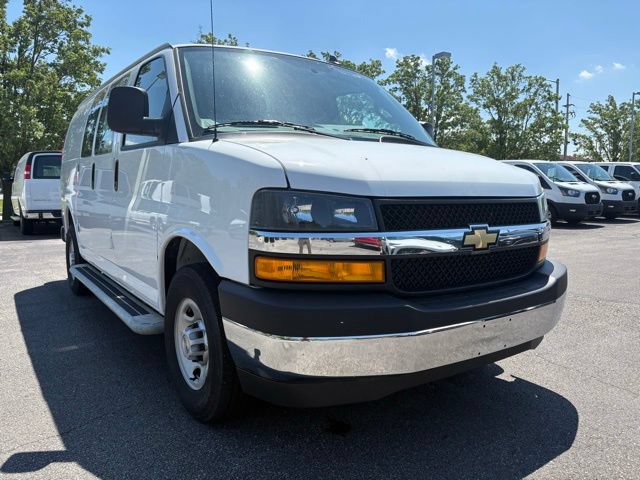 Used 2024 Chevrolet Express 2500 w/ Driver Convenience Package RWD image 10