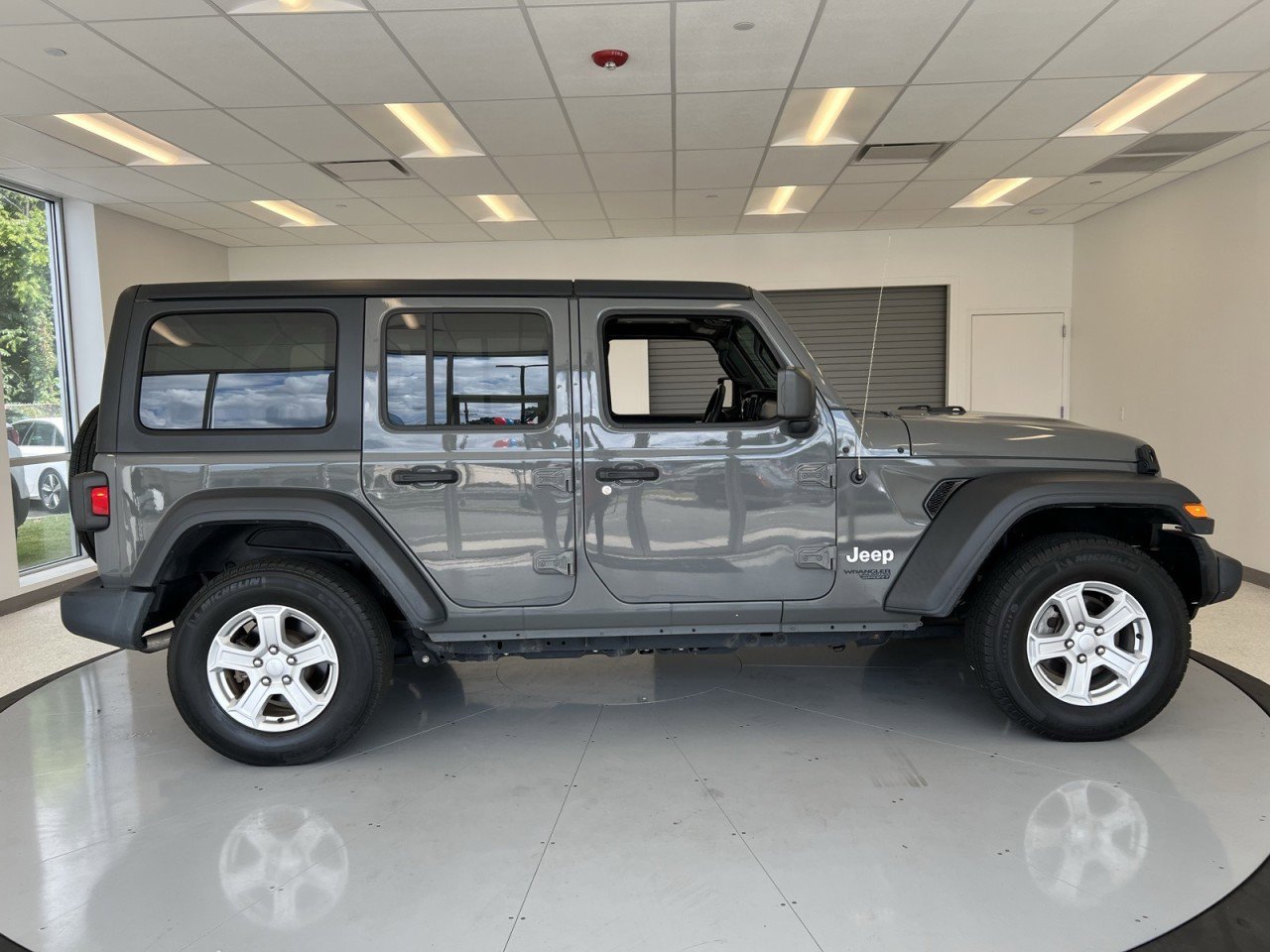 Used 2021 Jeep Wrangler Unlimited Sport image 54