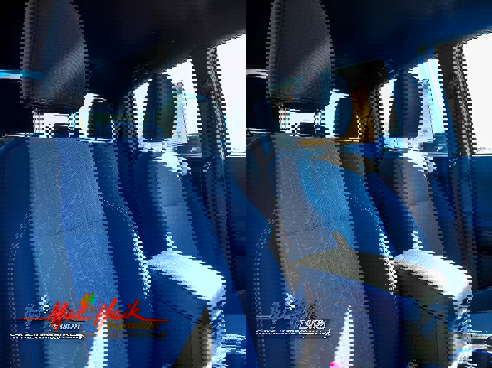 Used 2022 Toyota Tacoma TRD Off-Road image 16