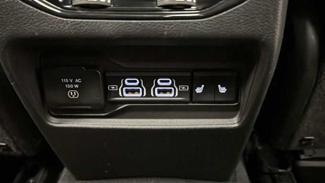 Certified 2024 Jeep Grand Cherokee Limited w/ Luxury Tech Group II AWD/4WD image 32