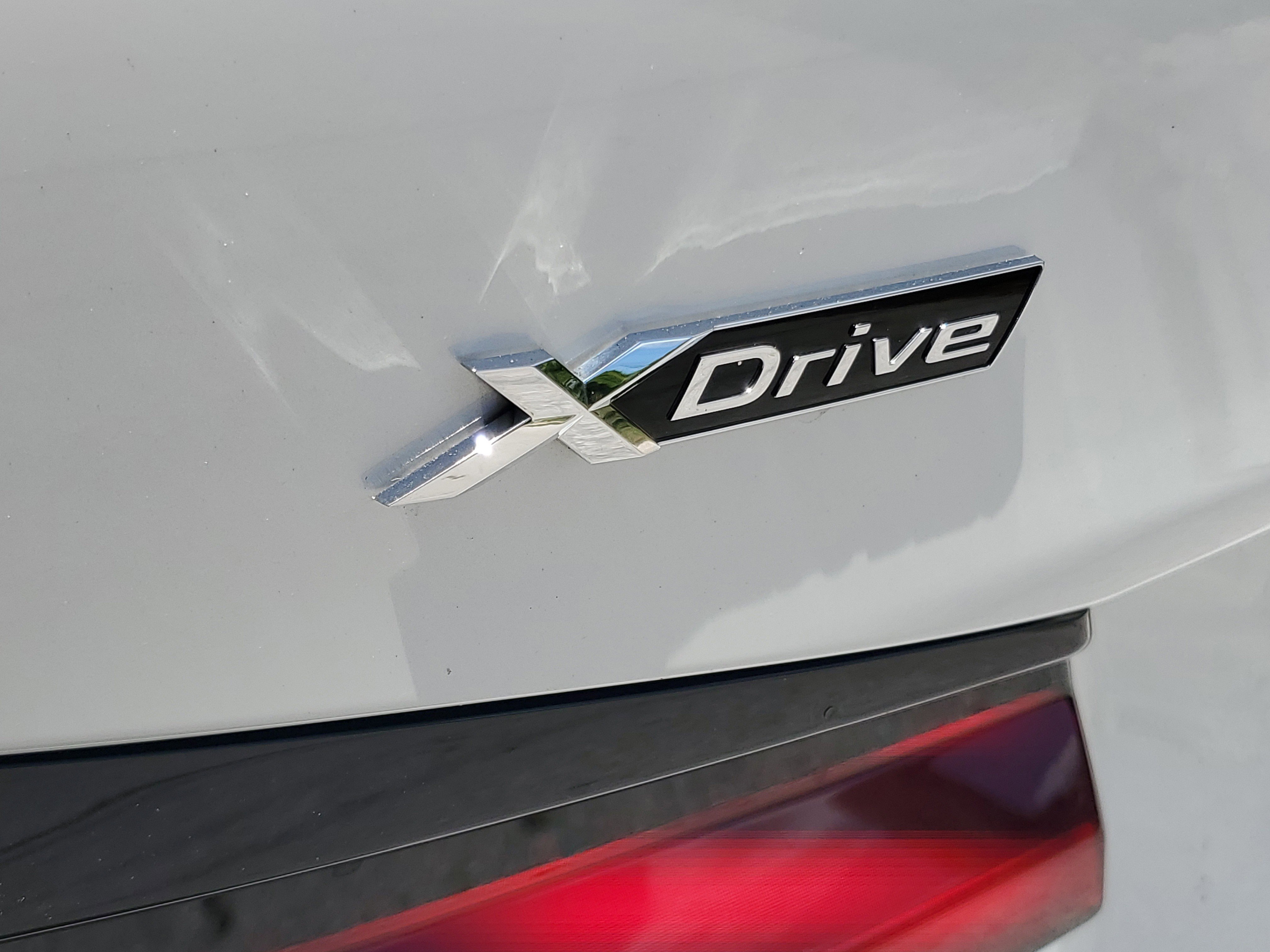 Used 2022 BMW 530i xDrive w/ Convenience Package image 8