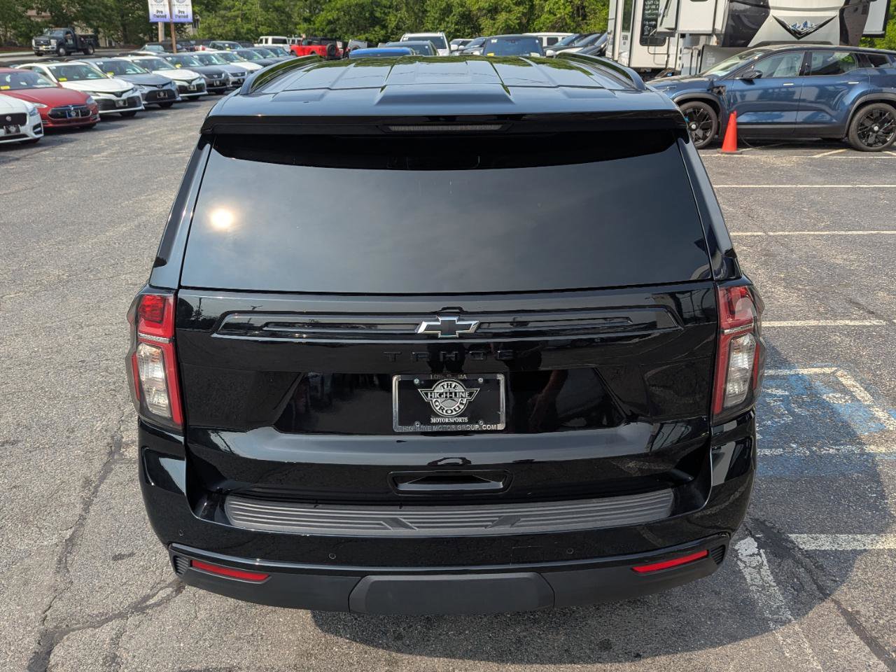 Used 2023 Chevrolet Tahoe Z71 AWD/4WD image 8