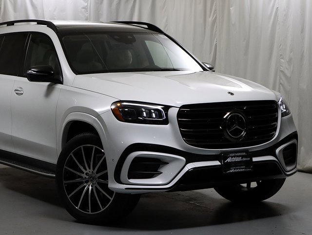 Certified 2025 Mercedes-Benz GLS 580 4MATIC image 2