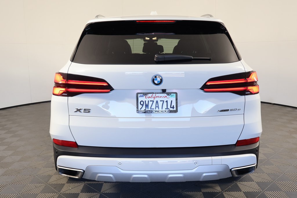 Used 2026 BMW X5 xDrive50e w/ Premium Package AWD/4WD image 5