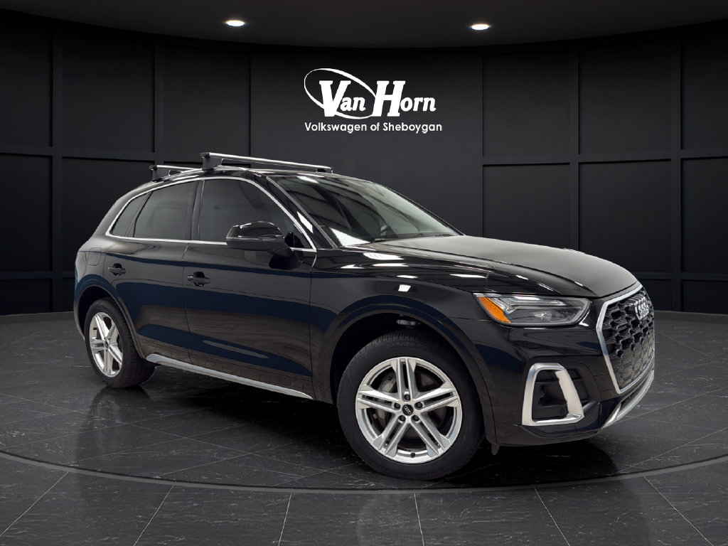 Used 2024 Audi Q5 e Premium Plus w/ Premium Plus Package AWD/4WD image 1