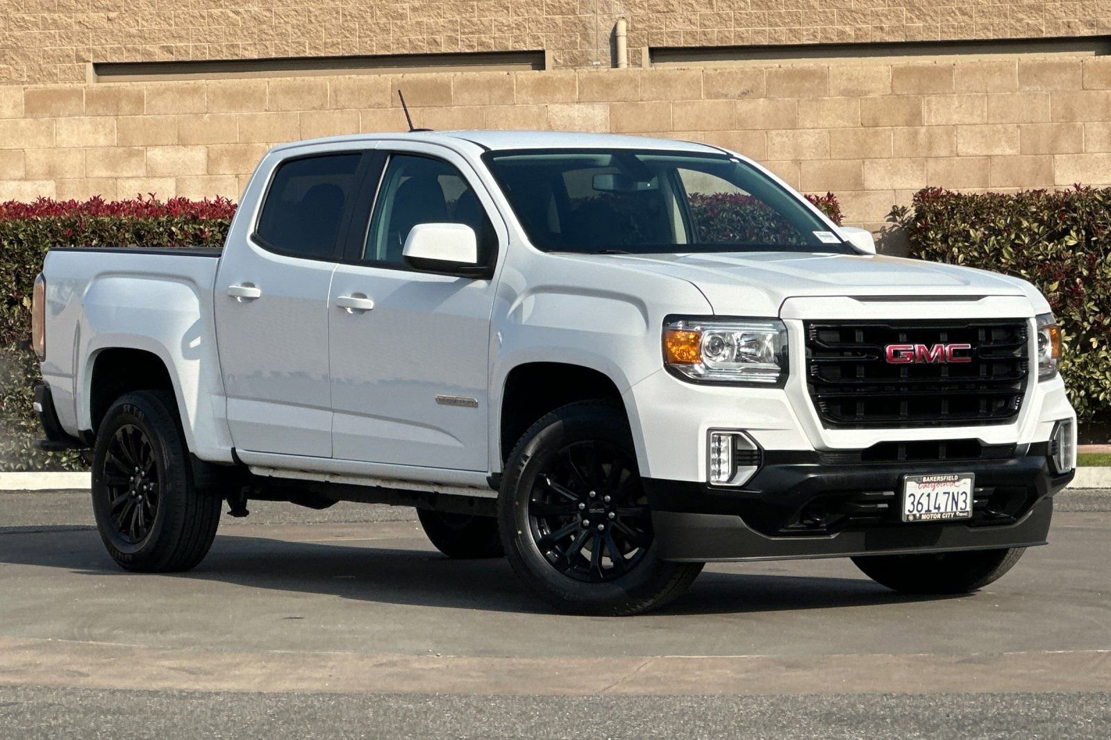 Certified 2022 GMC Canyon Elevation w/ Trailering Package image 2
