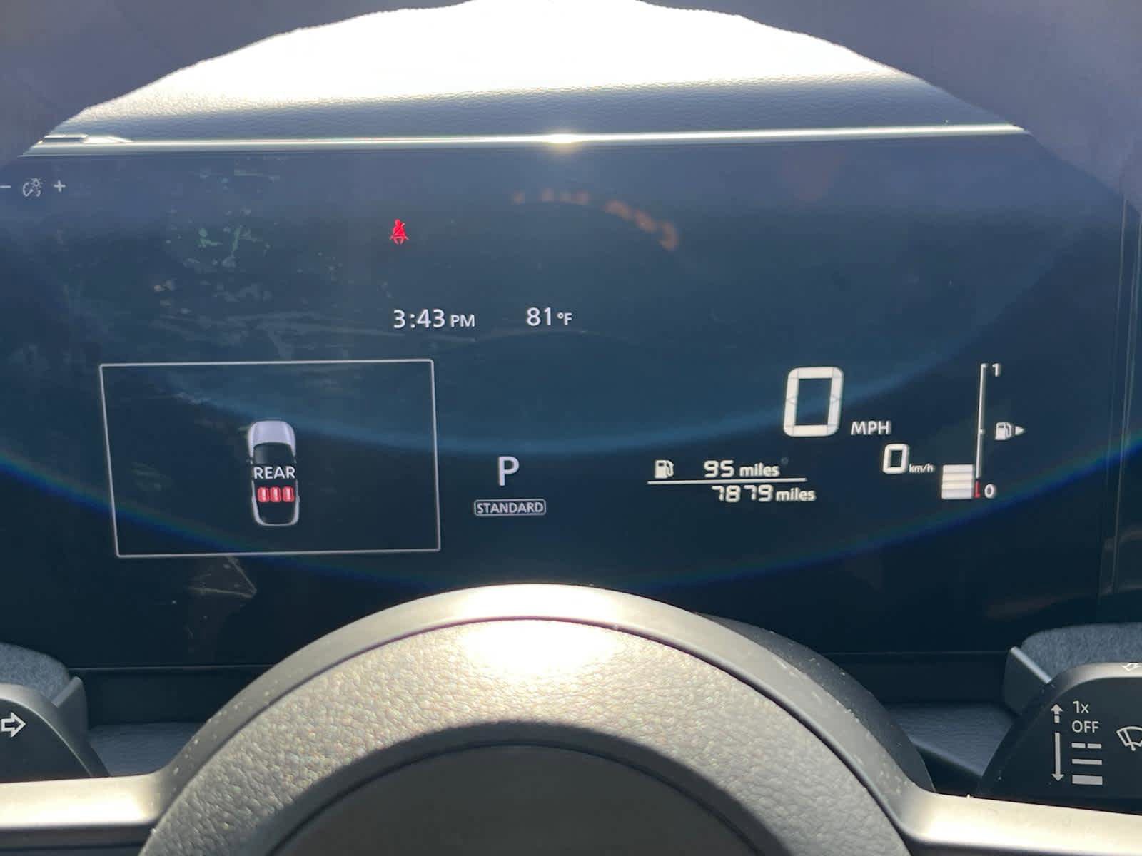 Used 2025 Nissan Kicks SV AWD/4WD image 17