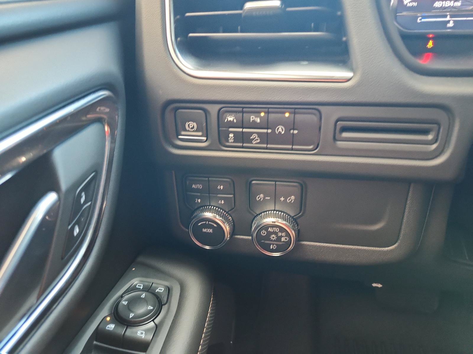 Used 2023 GMC Yukon AT4 AWD/4WD image 23
