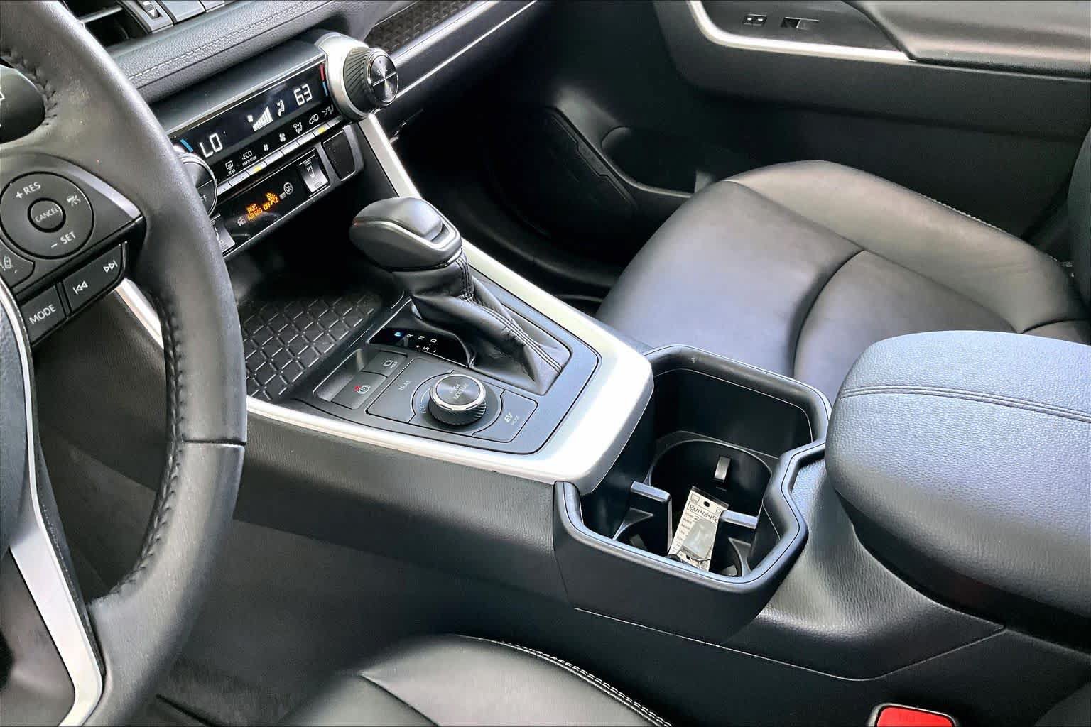 Used 2024 Toyota RAV4 XLE Premium w/ Weather Package AWD/4WD image 17