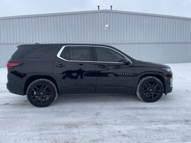 Used 2022 Chevrolet Traverse LS image 17