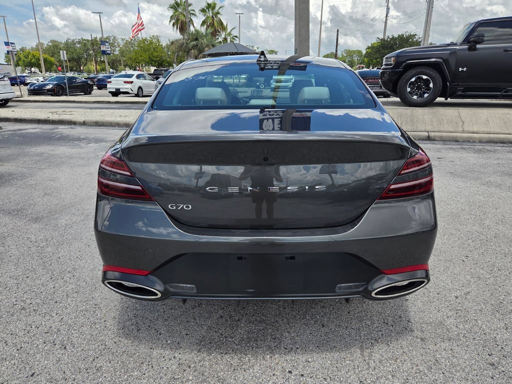 Used 2025 Genesis G70 2.5T RWD image 11