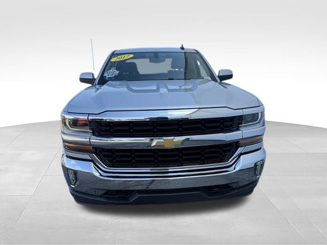 Used 2017 Chevrolet Silverado 1500 LT w/ All Star Edition AWD/4WD image 30